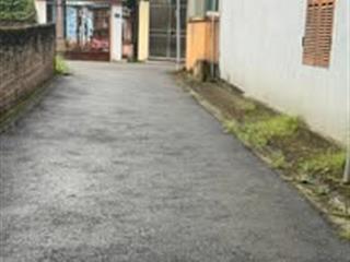 Bán gấp 66m2 đất kiêu kỵ, đường ô tô 7 chỗ thông. giá rẻ hơn thị trường chỉ hơn 5 tỷ