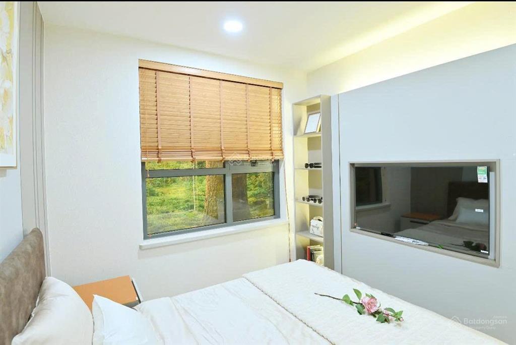 Bán căn 2pn bcons solary dĩ an giá 1,760 tỷ (bao thuế phí) cách ga metro chỉ 600m