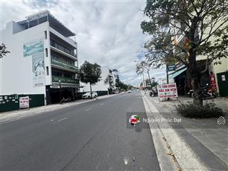 Cho thuê nhà mặt tiền đường thích quảng đức ngang 8m thích hợp kinh doanh nhiều mặt hàng!