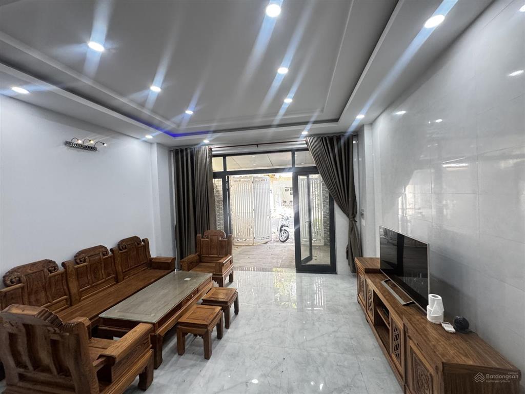 Bán nhà 3 tầng 2 mặt tiền trước sau đường số 14 kđt hà quang 2 cực kì thoáng mát