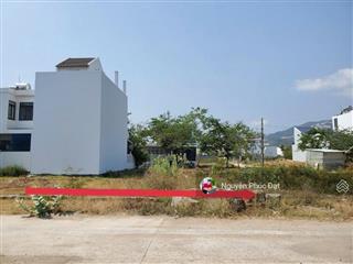 Cần bán lô đất gần uỷ ban xã vĩnh thạnh đường 14m cao ráo