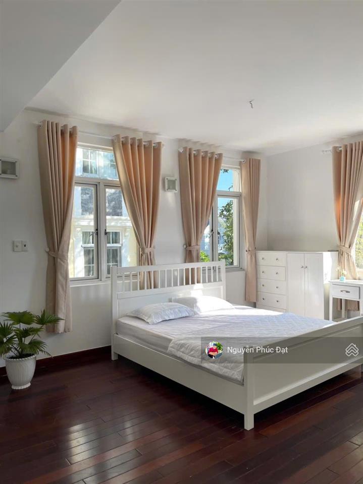 Cho thuê căn biệt thự biển an viên góc mặt tiền đường chính 1a sầm uất