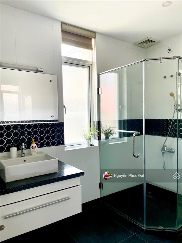 Cho thuê căn biệt thự biển an viên góc mặt tiền đường chính 1a sầm uất