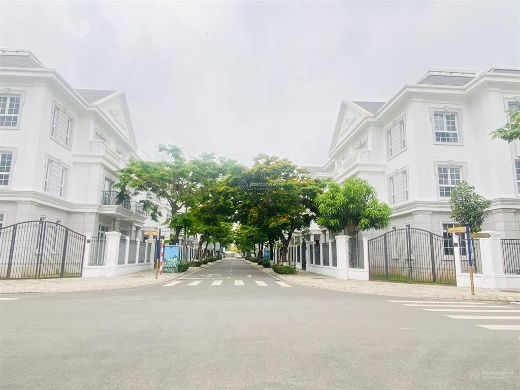 Chính chủ gửi bán nhanh căn lk góc eurowindow twinpark. sẵn sổ đỏ. rẻ hơn cđt 20%.