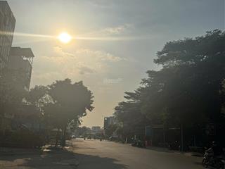 Chỉ 25.5 tỷ. nhà ngay mặt tiền cụm trần lựu, cụm lương đình của. dt(5x20m). ctxd hầm 4 tầng.