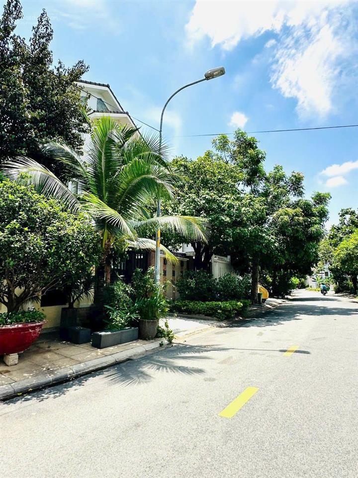 Chỉ 101 triệu/m2. nhà gần mặt tiền trần não, kế chung cư bộ công an. dt(7,8x21m) cn 157m2 16 tỷ