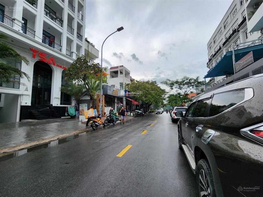 Chỉ 155 triệu/m2, đất mặt tiền ngay cụm an phú, góc võ nguyễn giáp. dt (6x17m). gpxd hầm 5 tầng