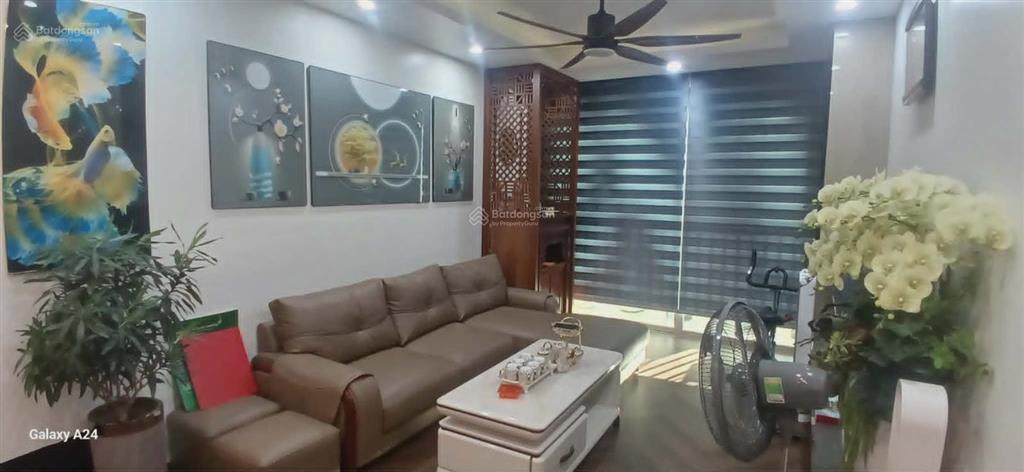 Bán căn hộ chung cư cao cấp ngoại giao đoàn, 2 ngủ, 2 vệ sinh, khách vip, vượng khí, 85m2 9 tỷ hơn