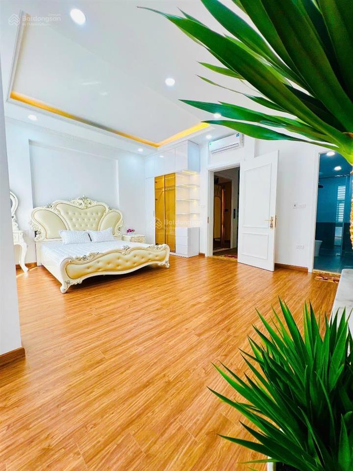 Bán nhà kết hợp kinh doanh 58m2, 40m ra phố, 7 tầng thang máy, full nội thất, vị trí đắc địa, sđcc