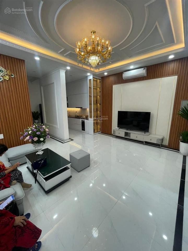 Bán nhà kết hợp kinh doanh 58m2, 40m ra phố, 7 tầng thang máy, full nội thất, vị trí đắc địa, sđcc