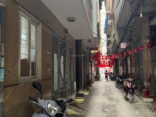 Bán nhà phương mai 52m2, ô tô đỗ cửa, lô góc, 30m ra mặt phố, mặt tiền rộng, nhà kcbt chắc chắn