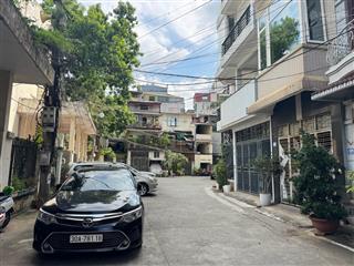 Bán nhà đê la thành 60m2, oto vào nhà, trước nhà oto tránh, qh ổn định, 3 thoáng vĩnh viễn,sầm uất