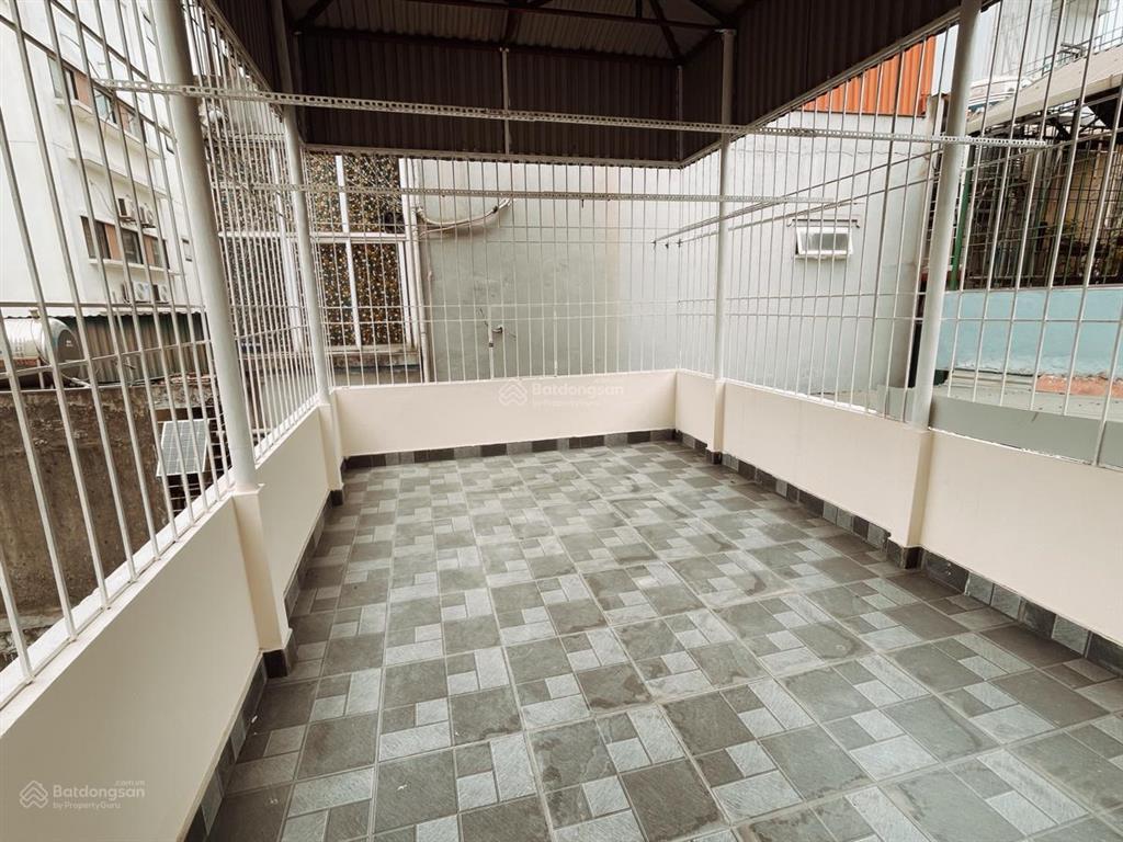 Bán nhà khâm thiên 52m2, 2 thoáng trước sau, ô chờ thang máy, ngõ rất rộng thoáng, an sinh cực tốt