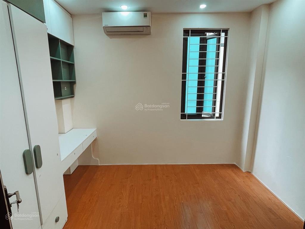 Bán nhà khâm thiên 52m2, 2 thoáng trước sau, ô chờ thang máy, ngõ rất rộng thoáng, an sinh cực tốt