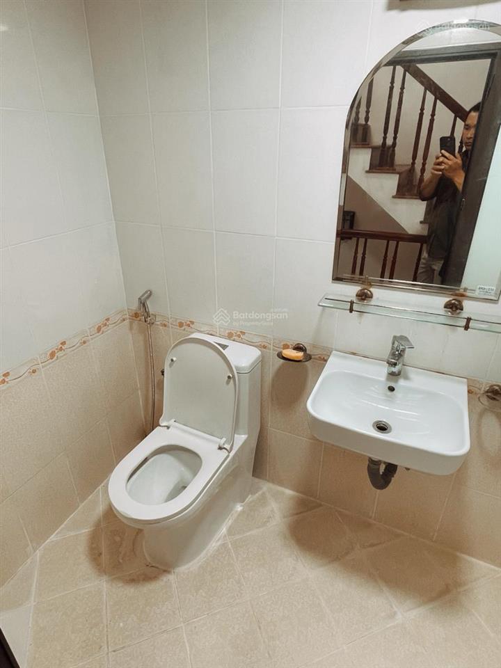 Bán nhà khâm thiên 52m2, 2 thoáng trước sau, ô chờ thang máy, ngõ rất rộng thoáng, an sinh cực tốt
