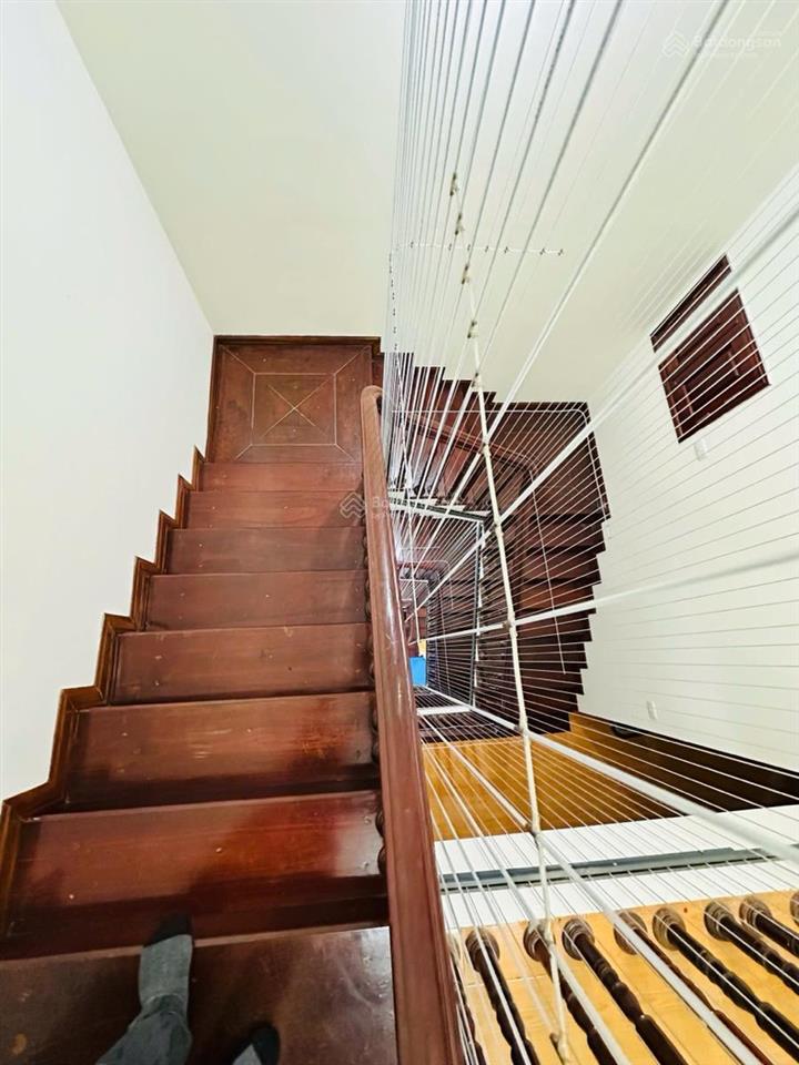 Bán nhà đống đa 75m2,phân lô,oto tránh trước nhà,ngõ thông kinh doanh,kcbt chắc chắn ,dân trí cao
