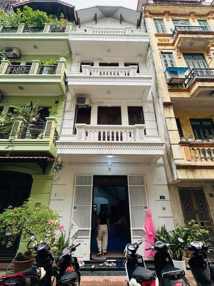 Bán nhà đống đa 75m2,phân lô,oto tránh trước nhà,ngõ thông kinh doanh,kcbt chắc chắn ,dân trí cao