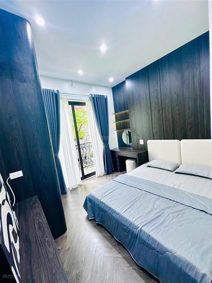 Bán nhà khâm thiên 56m2, nhà 3 mặt thoáng, ngõ vào 3 gác, gần phố, pháp lý chuẩn, không qh, sầm uất