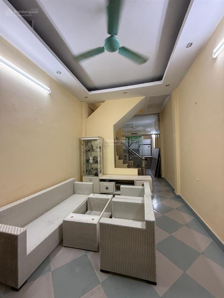 Cần bán gấp nhà thái hà 56m2 ngõ rộng, nông gần phố, khu vực trung tâm đầy đủ tiện ích, an sinh tốt