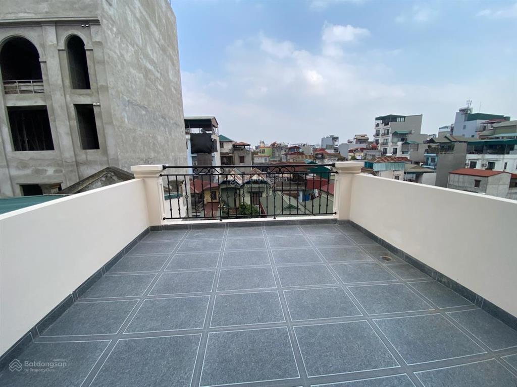 Bán nhà an trạch 84m2, trước nhà oto tránh, thoáng trước sau,nhà xây mới 6 tầng thang máy, sầm uất