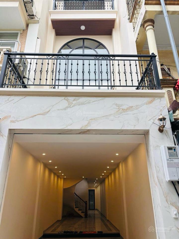 Bán nhà an trạch 84m2, trước nhà oto tránh, thoáng trước sau,nhà xây mới 6 tầng thang máy, sầm uất