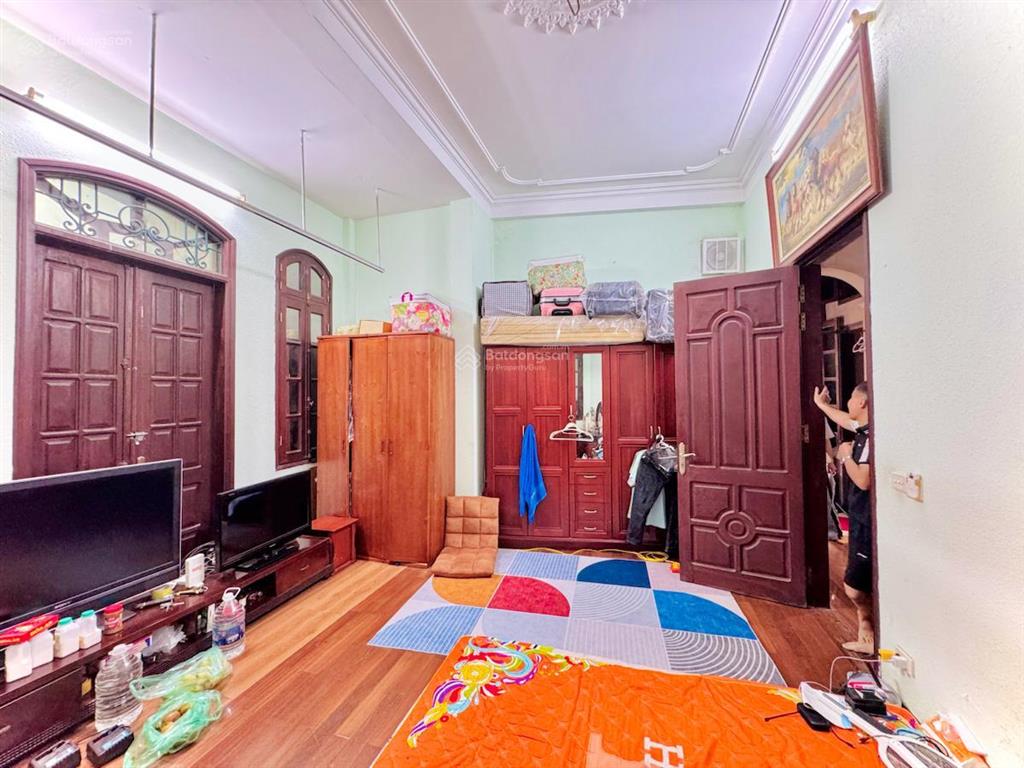 Bán nhà mặt hồ phương mai 66m2, ô tô tránh đỗ ngày đêm, mặt tiền bề thế, kinh doanh sầm uất, vỉa hè