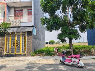 Ngợp quá rồi!!! chủ đang cần ra gấp lô đất mt nhựa 8m! trong kdc đông đúc. mua sang tên cc luôn!!