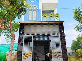Chỉ 1ty5 có ngay căn nhà 3pn  trong kdc hiện hữu đường nhựa nước máykhu sinh thái!cơ hội hiếm có