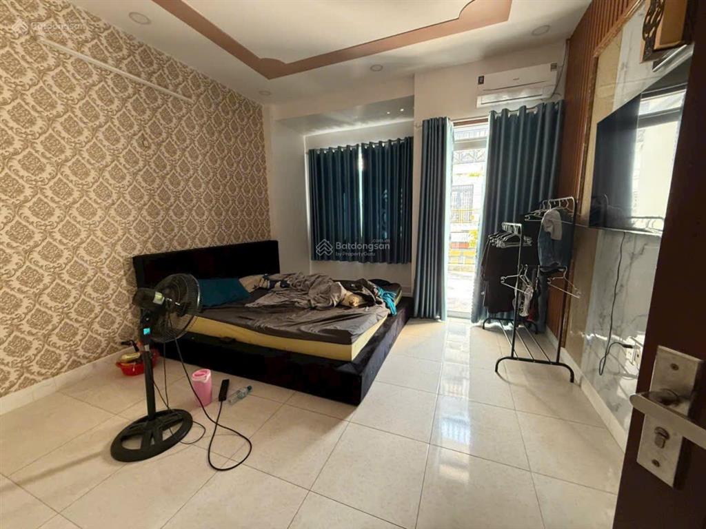 Nhà lầu 3pn có phòng ngủ dưới! đường nhựa 8m oto đậu trước nhà khu vip giá tốt