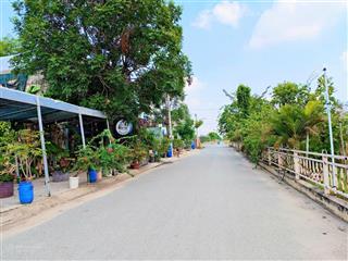 Nền đất view kênh đối diện cv kỳ quan! 100m2 đầu tư hay xây ở đều ok! shr ! giá chỉ 1ty4!quá êm!