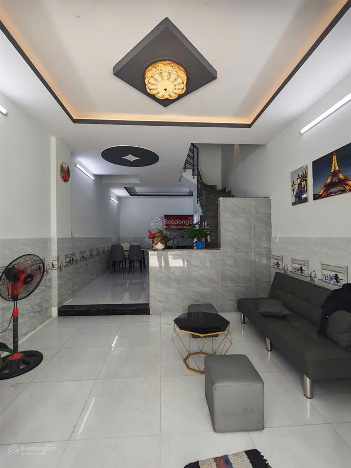 Sốc! nhà phố 1 trệt 1 lầu chỉ 980 triệu, giáp hóc môn!