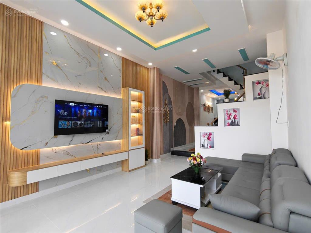 Nhà phố giá rẻ! 1 trệt 1 lầu diện tích 4x18m, shr giá chỉ 1 tỷ 880. mặt tiền nhựa 8m. 2pn 3wc