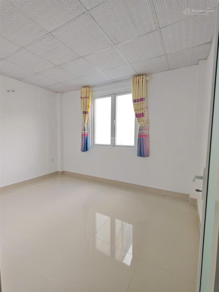Nhà 1 trệt 1 lầu shr pháp lý chuẩn!kdc hiện hữu!nhà đẹp mua vào ở luôn!giá rất ưu đãi trong tuần!