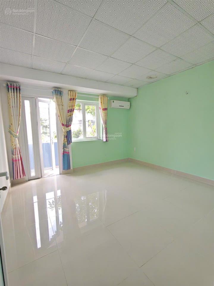 Nhà 1 trệt 1 lầu shr pháp lý chuẩn!kdc hiện hữu!nhà đẹp mua vào ở luôn!giá rất ưu đãi trong tuần!
