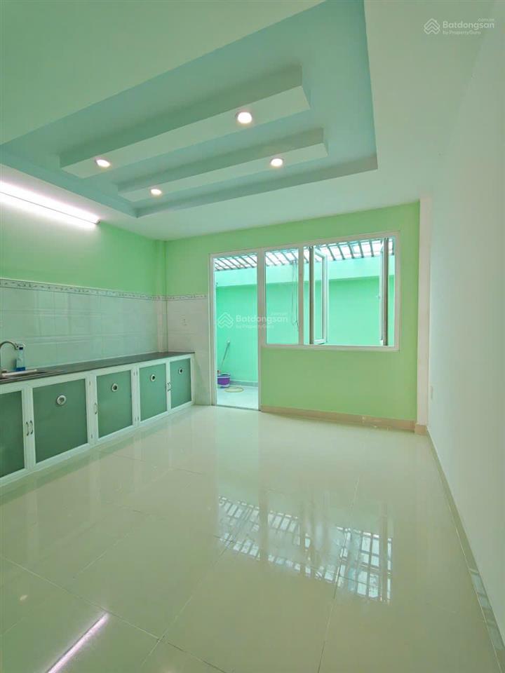 Nhà 1 trệt 1 lầu shr pháp lý chuẩn!kdc hiện hữu!nhà đẹp mua vào ở luôn!giá rất ưu đãi trong tuần!
