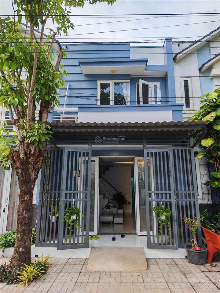 Nhà 1 trệt 1 lầu shr pháp lý chuẩn!kdc hiện hữu!nhà đẹp mua vào ở luôn!giá rất ưu đãi trong tuần!