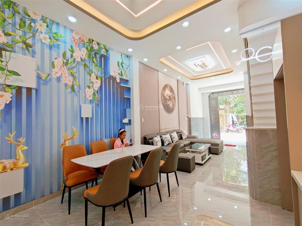 Nhà mới xây full nội thất 3pn có phòng ngủ trệt gần cv 7 kỳ quan chỉ 2,15 tỷ! shr! có nội thất!