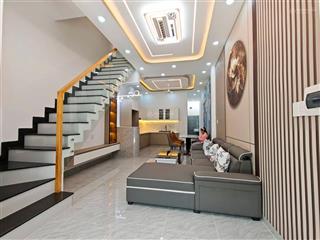 Nhà mới xây full nội thất 3pn có phòng ngủ trệt gần cv 7 kỳ quan chỉ 2,15 tỷ!! shr! có nội thất!