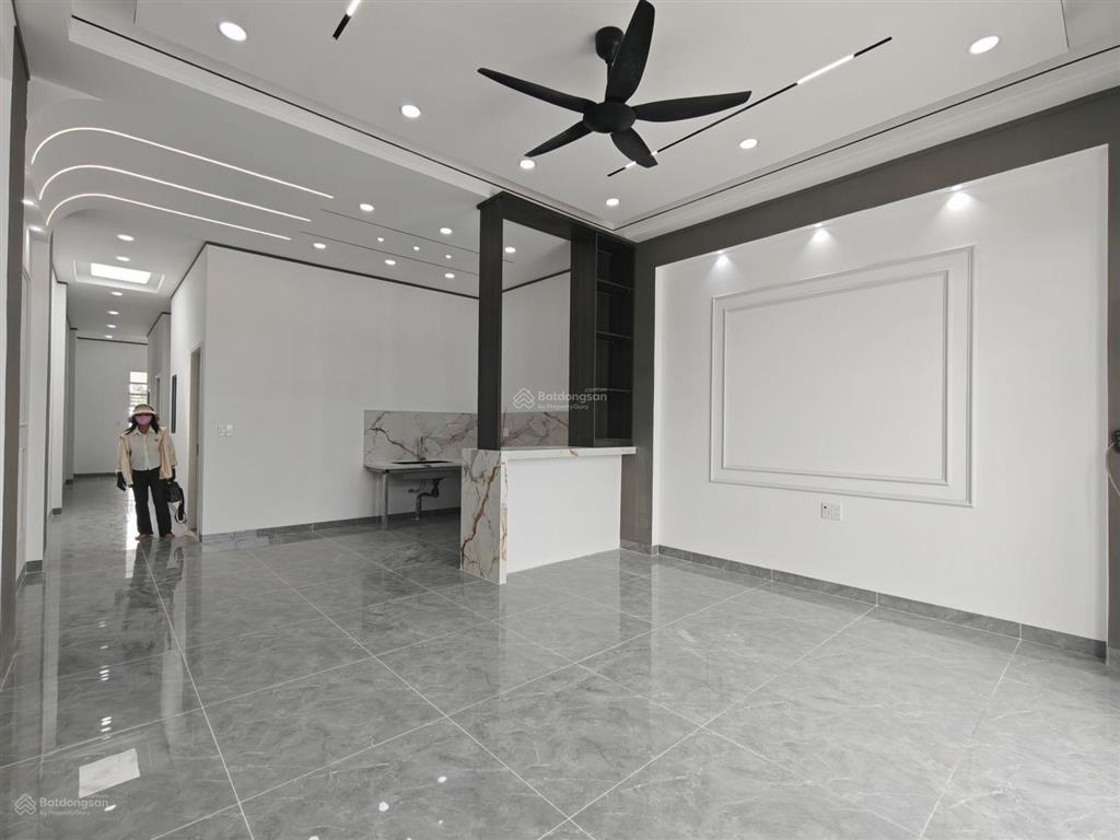Nhà cấp 4 sân trước sau! shr hoàn công! tl9 300m!
