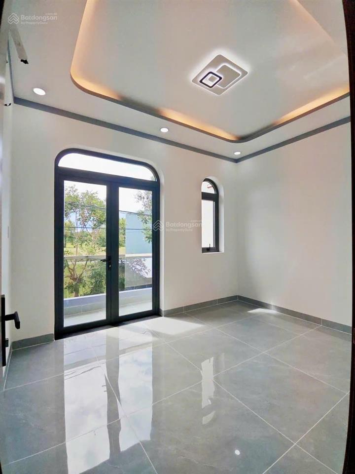 1 tỷ 850 sở hữu ngay nhà 1 trệt 1 lầu, 3pn, shr hoàn công!