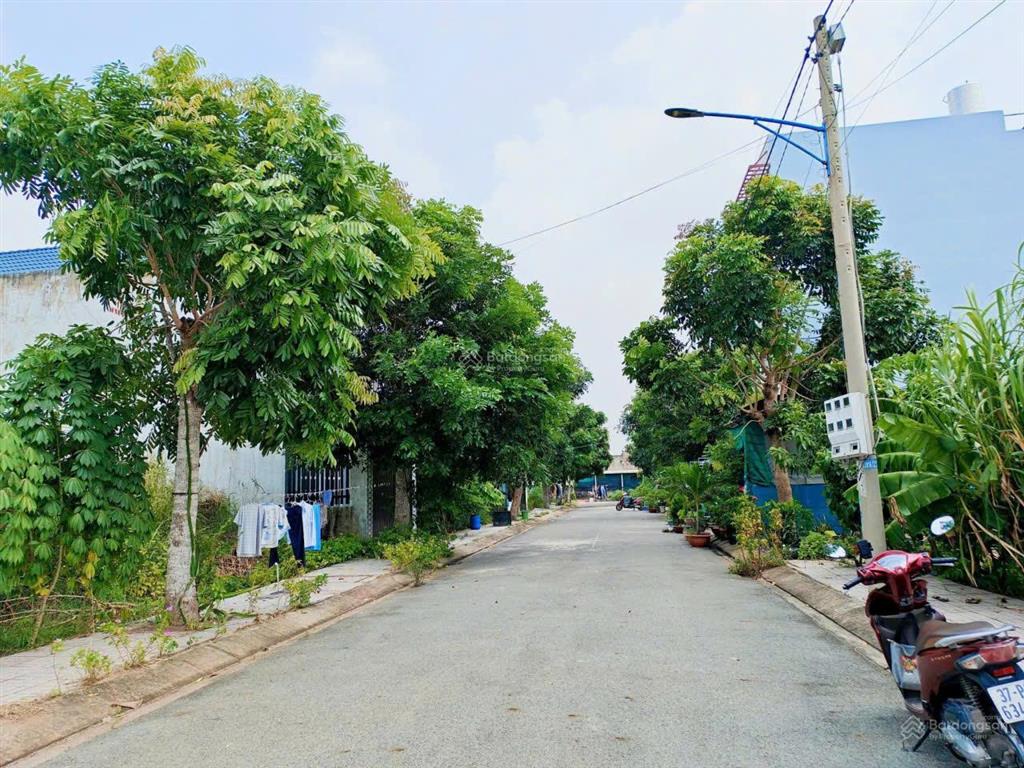 Đất ngộp giá rẻ! giá đầu tư! chỉ 799tr có ngay lô đất shr xây tự do full thổ! nhựa 8m!