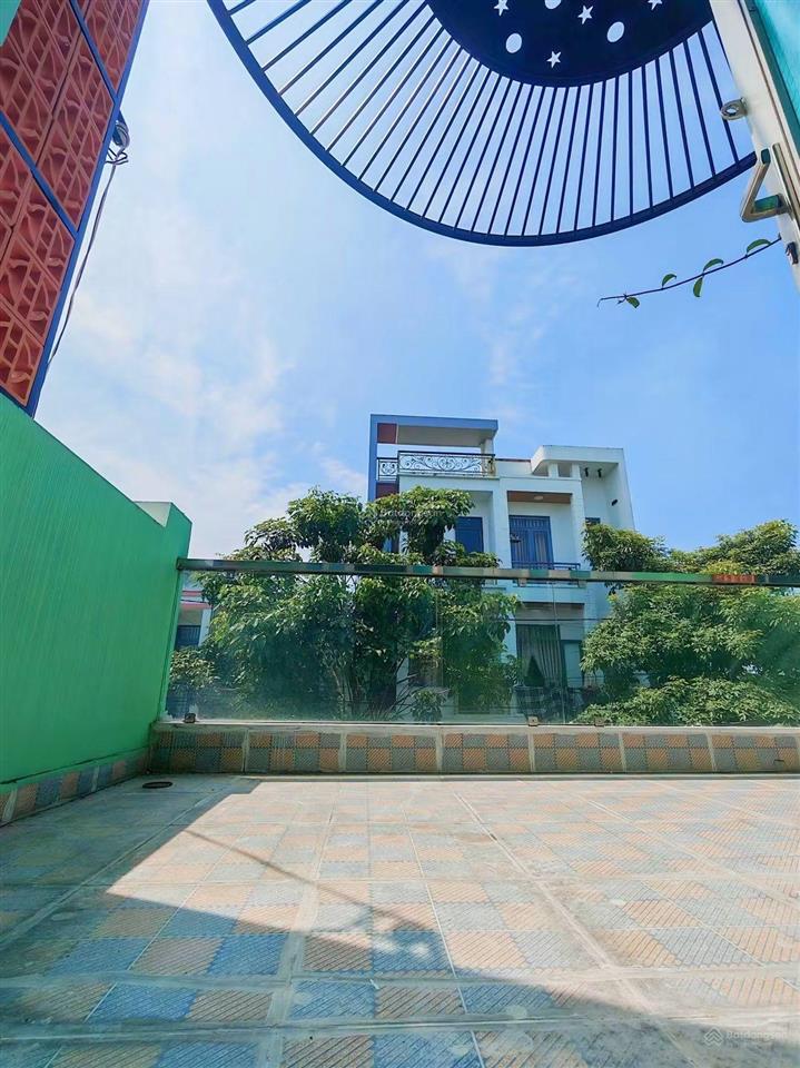 Nhà 3pn, shr hoàn công, giá chỉ 1 tỷ 650! nhà đẹp giá rẻ! tậu ngay kẻo lỡ! gọi em xem ngay!
