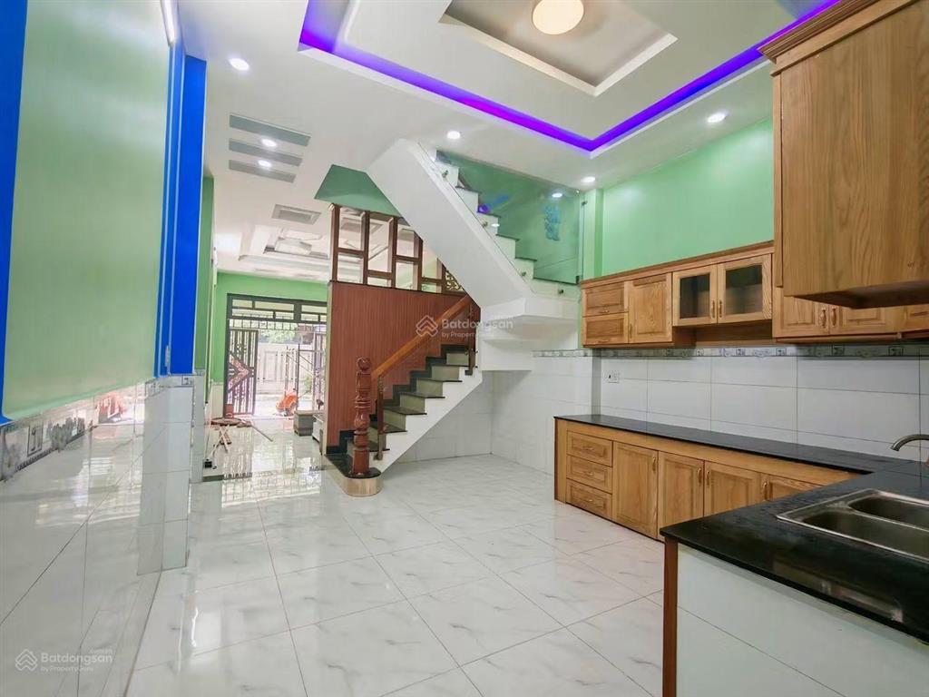 Nhà 3pn, shr hoàn công, giá chỉ 1 tỷ 650! nhà đẹp giá rẻ! tậu ngay kẻo lỡ! gọi em xem ngay!