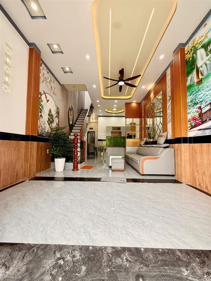 Nhà 1 trệt 1 lầu sát công viên 7 kỳ quan 3pn sổ hồng hoàn công 1 tỷ 830
