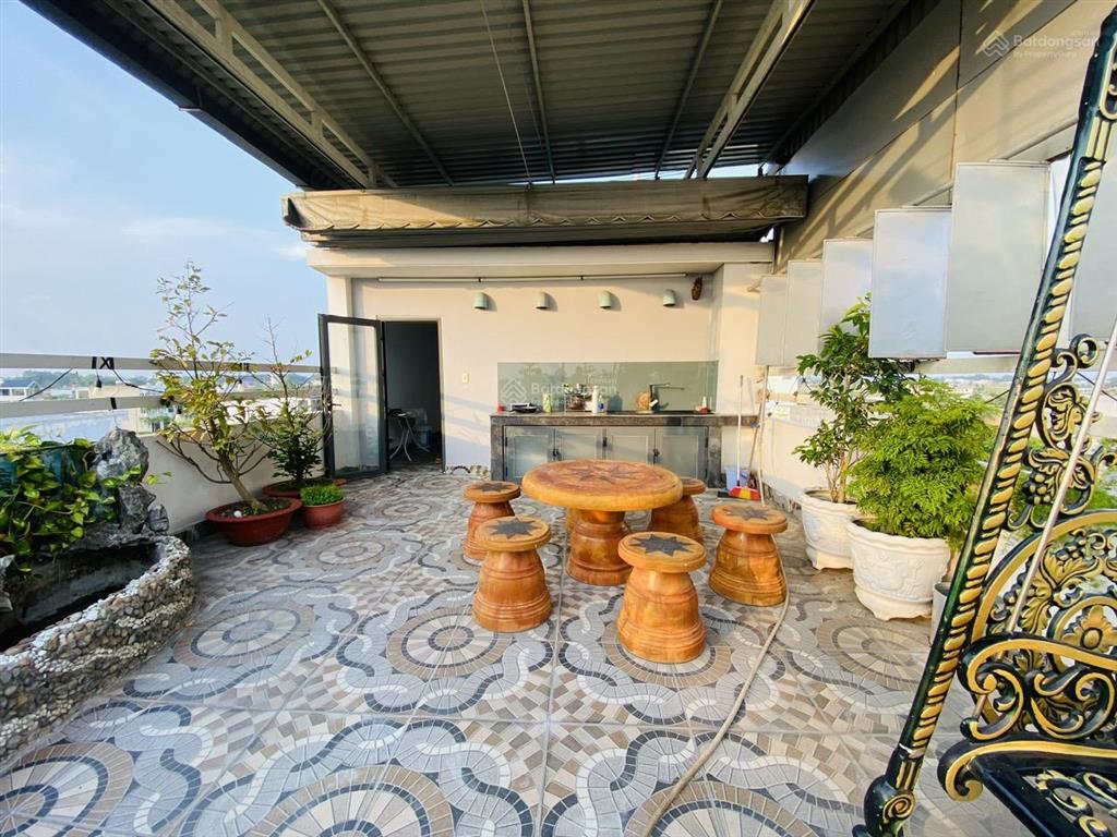 Siêu phẩm nhà đẹp cát tường phú sinh nội thất cao cấp, sống sang chill hết nấc!
