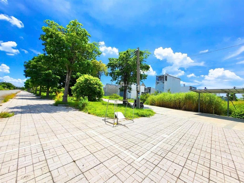 Siêu phẩm nhà đẹp cát tường phú sinh nội thất cao cấp, sống sang chill hết nấc!