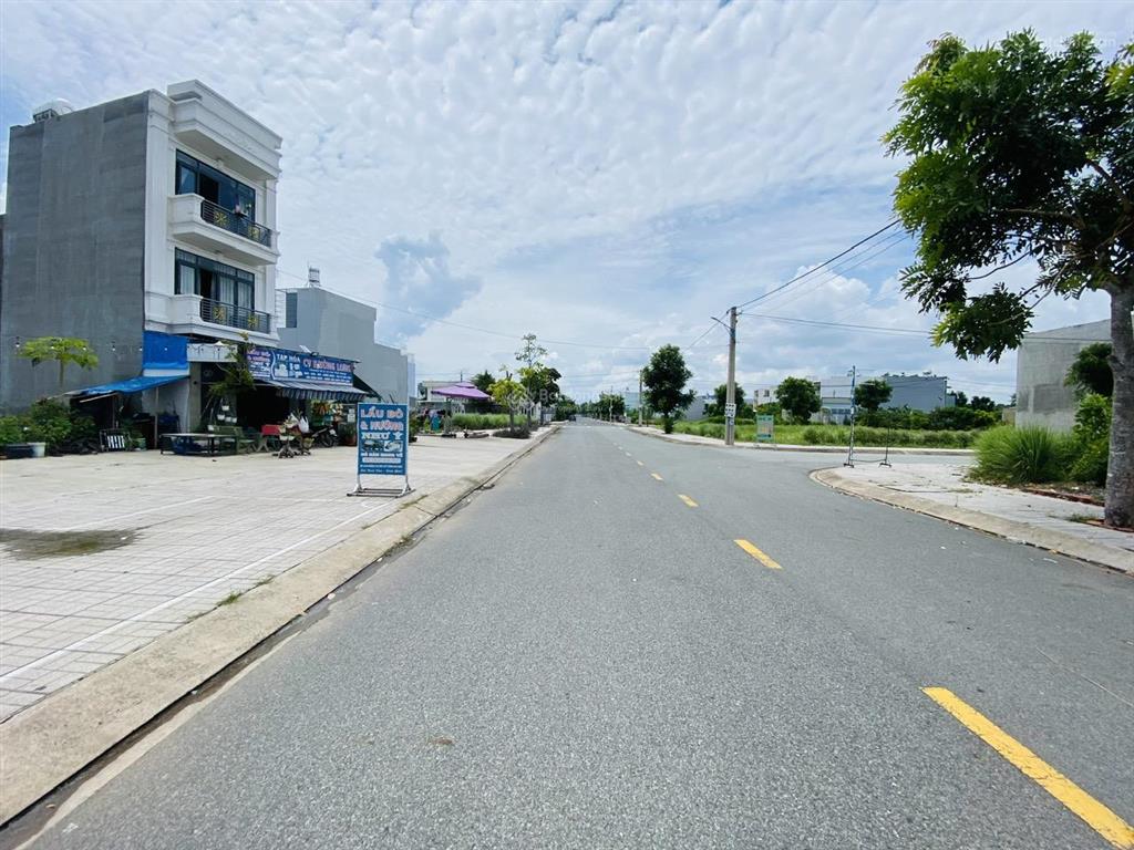 Siêu phẩm nhà đẹp cát tường phú sinh nội thất cao cấp, sống sang chill hết nấc!