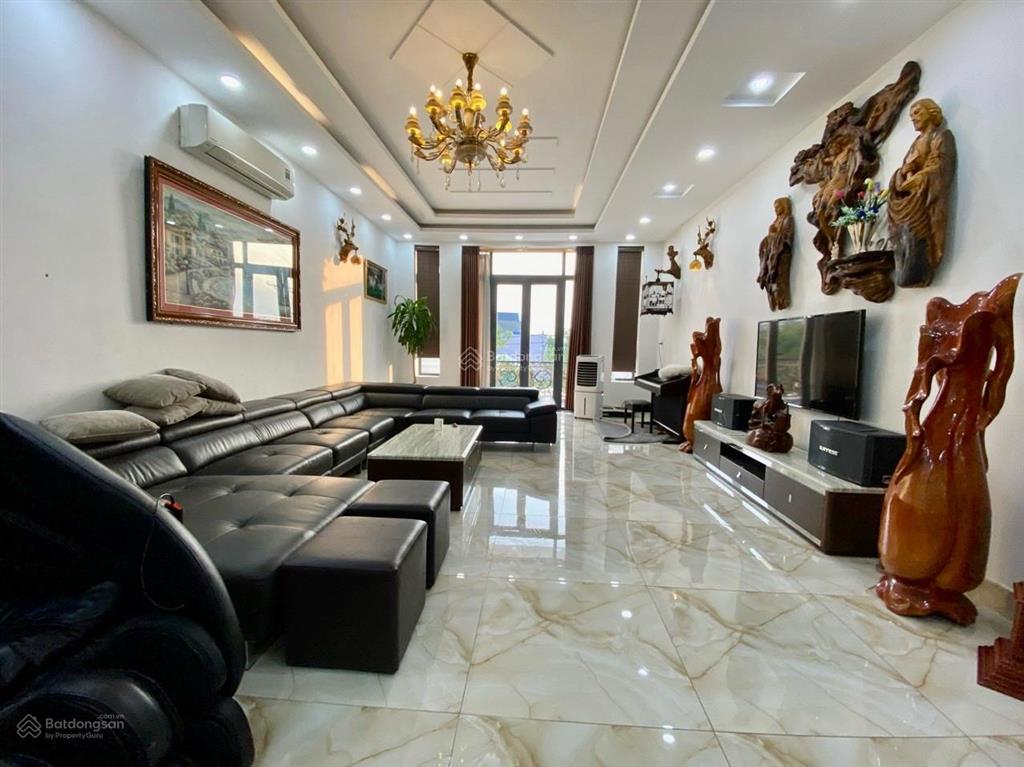Siêu phẩm nhà đẹp cát tường phú sinh nội thất cao cấp, sống sang chill hết nấc!