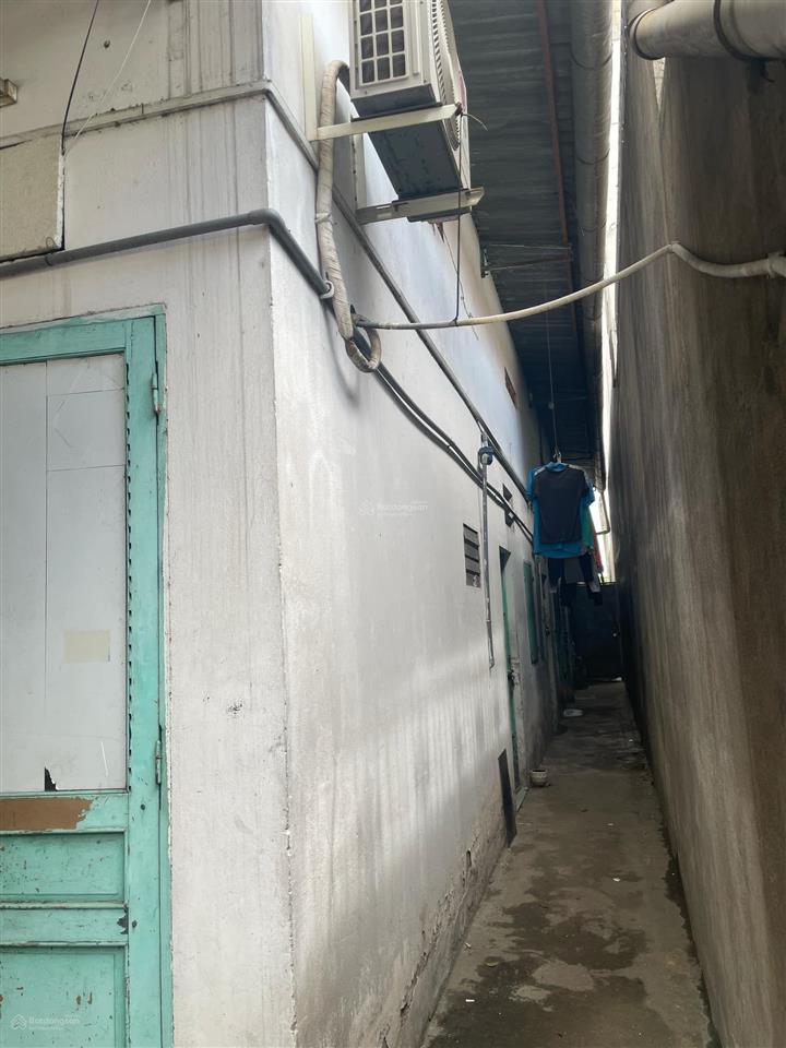 Bán đất 110m2 thổ cư cách siêu thị go dĩ an 200 mét. cách quốc lộ 1k 100 mét. sát bên làng đhqg