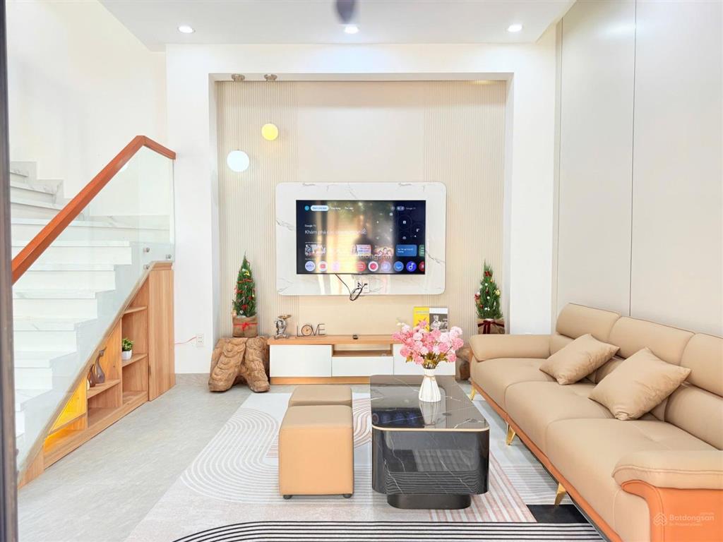 Bán nhà 2 tầng kiệt ô tô tô hiệu full nội thất dọn vào ở ngay chỉ 4, x tỷ